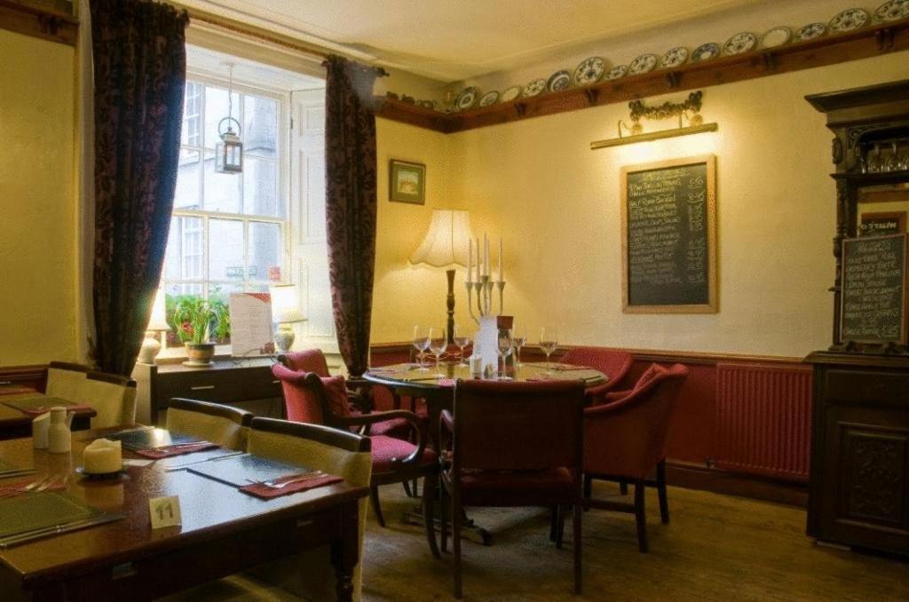 Kings Arms Hotel Holme  외부 사진