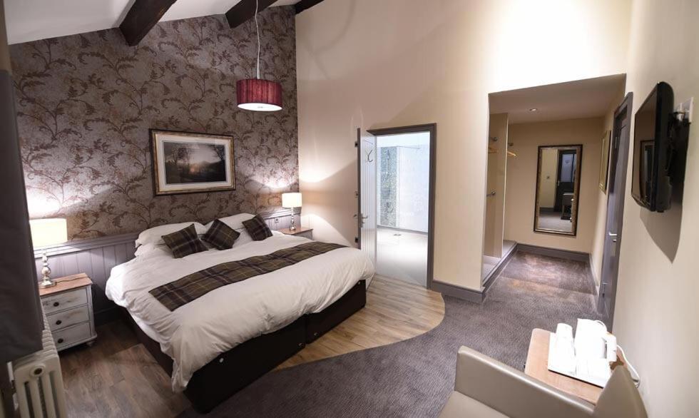 Kings Arms Hotel Holme  외부 사진