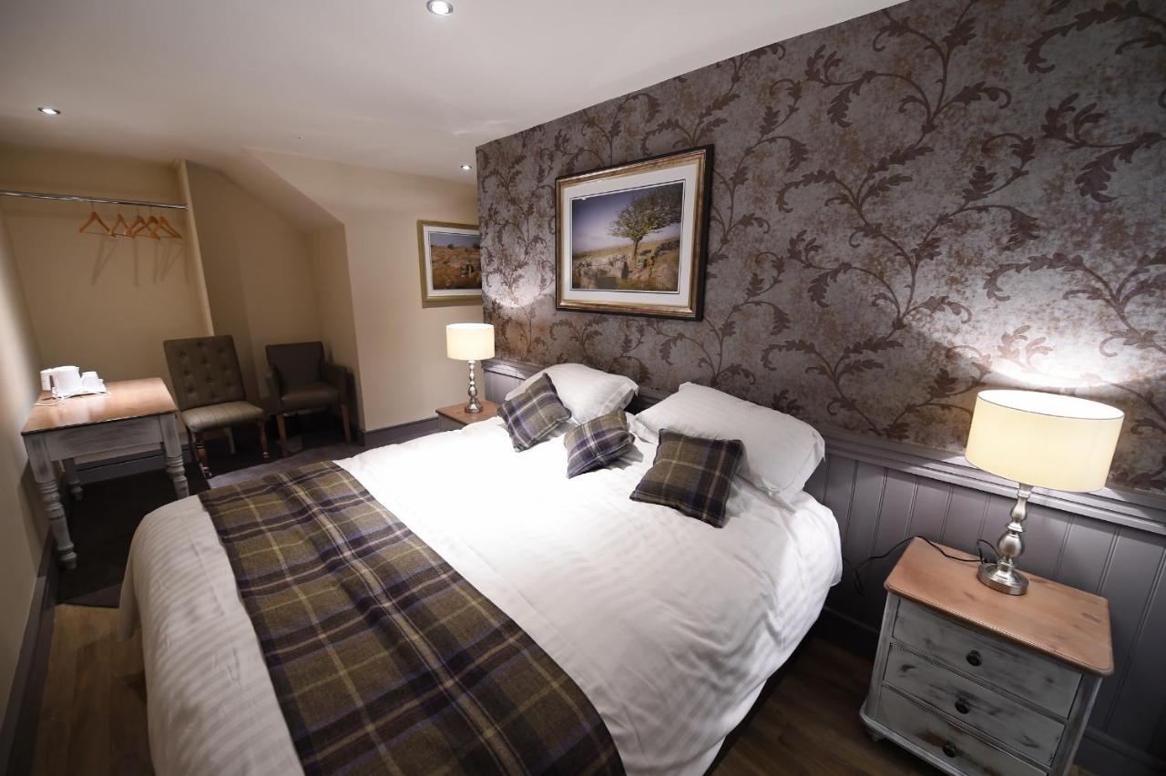 Kings Arms Hotel Holme  외부 사진