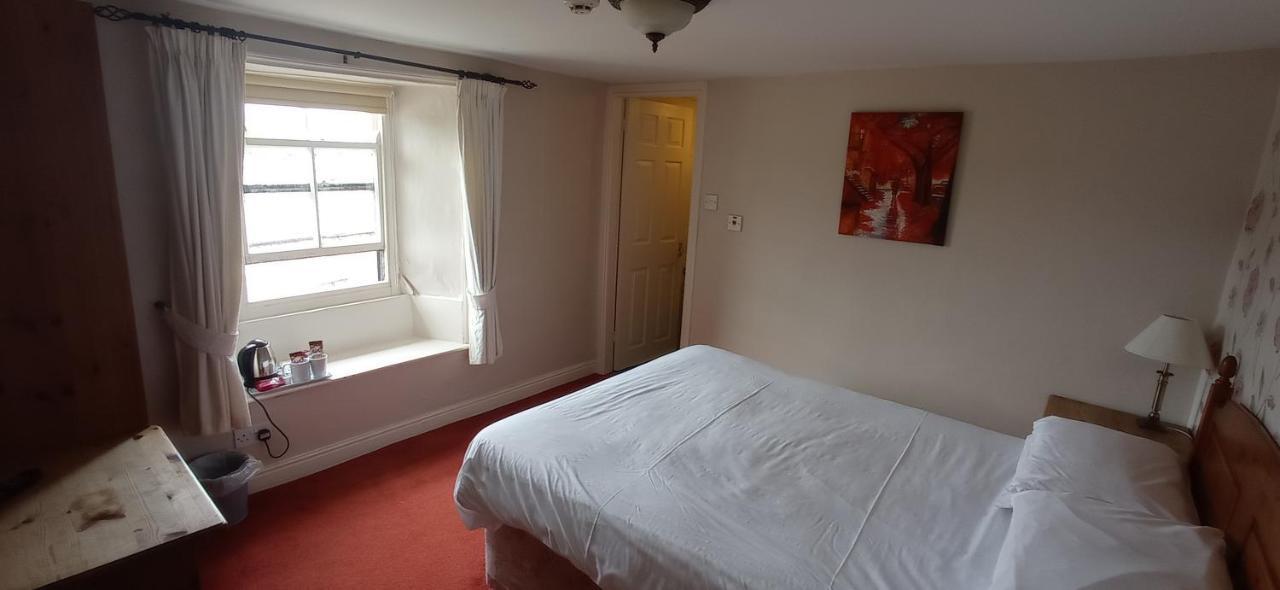 Kings Arms Hotel Holme  외부 사진