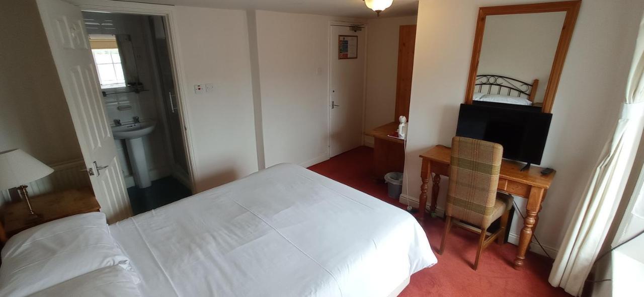 Kings Arms Hotel Holme  외부 사진