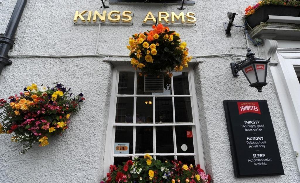 Kings Arms Hotel Holme  외부 사진